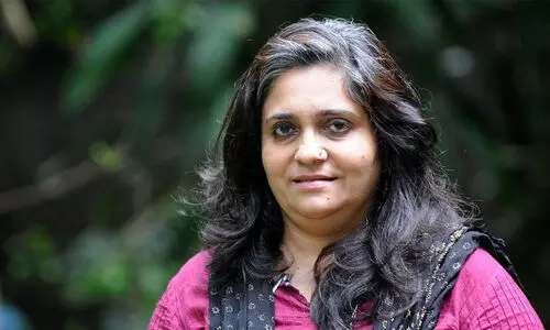 അമിത് ഷായുടെ ആരോപണത്തിന് പിന്നാലെ ടീസ്റ്റ സെറ്റൽവാദിനെ തേടി ഗുജറാത്ത് ​പൊലീസ് മുംബൈയിലെ വീട്ടിൽ