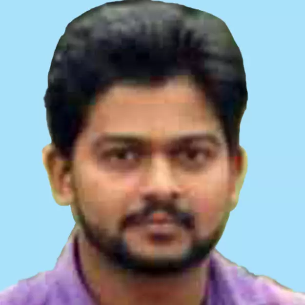 ചാ​വ​ക്കാ​ട് സ്വ​ദേ​ശി ഖ​ത്ത​റി​ൽ വാ​ഹ​നാ​പ​ക​ട​ത്തി​ൽ മ​രി​ച്ചു