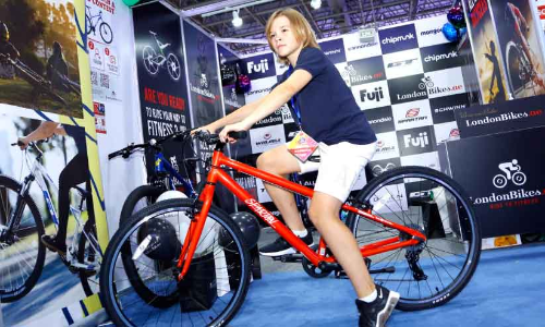 തരംഗമാകാൻ ബൈക്ക് @ സ്‌കൂൾ