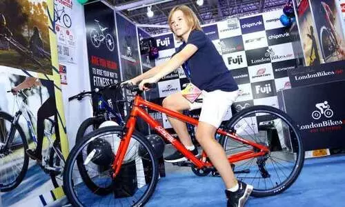 തരംഗമാകാൻ ബൈക്ക് @ സ്‌കൂൾ