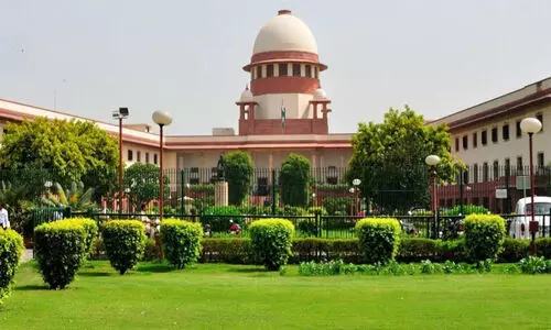 supreme court image