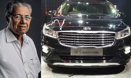 കറന്റ് ബില്ല് കൂടിയാലെന്താ? കിമുവിന്റെ പുതിയ കറുത്ത കാര്‍ണിവല്‍ വാങ്ങിയല്ലോ! -മുഖ്യമന്ത്രിക്ക് കാറുകൾ വാങ്ങിയതിനെ ട്രോളി രാഹുൽ മാങ്കൂട്ടത്തിലും