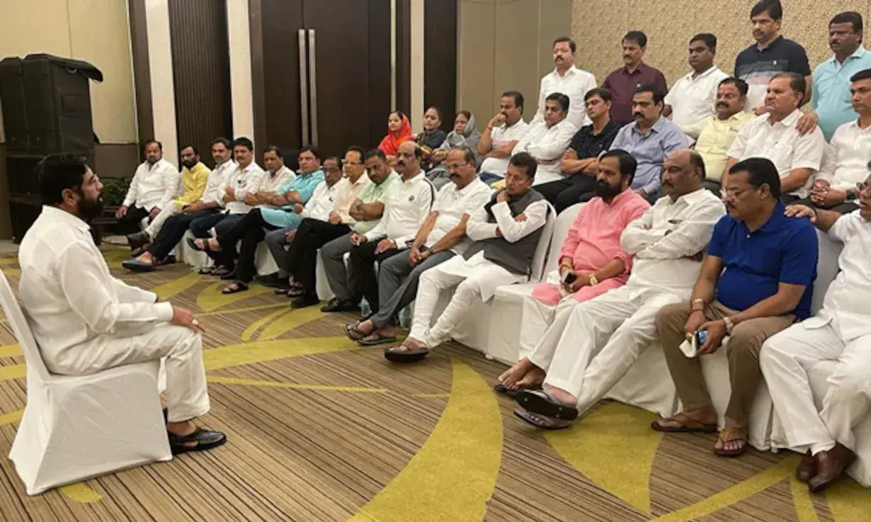 മഹാരാഷ്ട്രയിൽ 15 വിമത എം.എൽ.എമാർക്ക് വൈ പ്ലസ് സുരക്ഷ