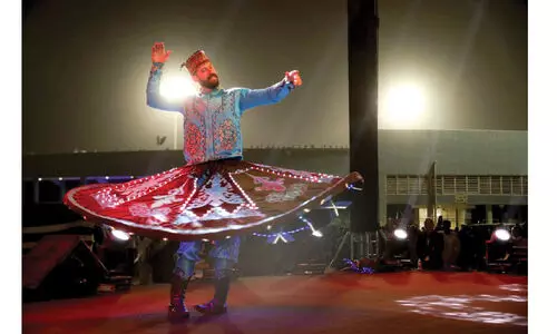 കലാകാരന്മാരേ ഇതിലേ... സ്വാഗതം ചെയ്ത് ഖത്തർ