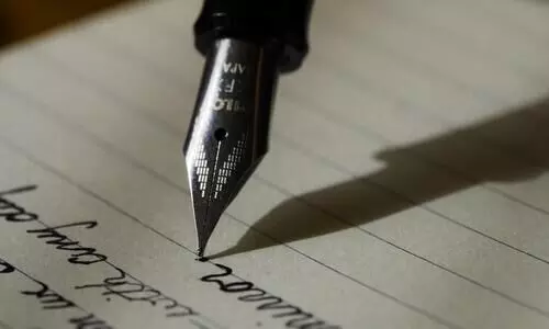 അനുവാദമില്ലാതെ പുസ്തകരചന; നടപടി കാര്യത്തില്‍ സര്‍ക്കാറിന് ഇരട്ടത്താപ്പ്​