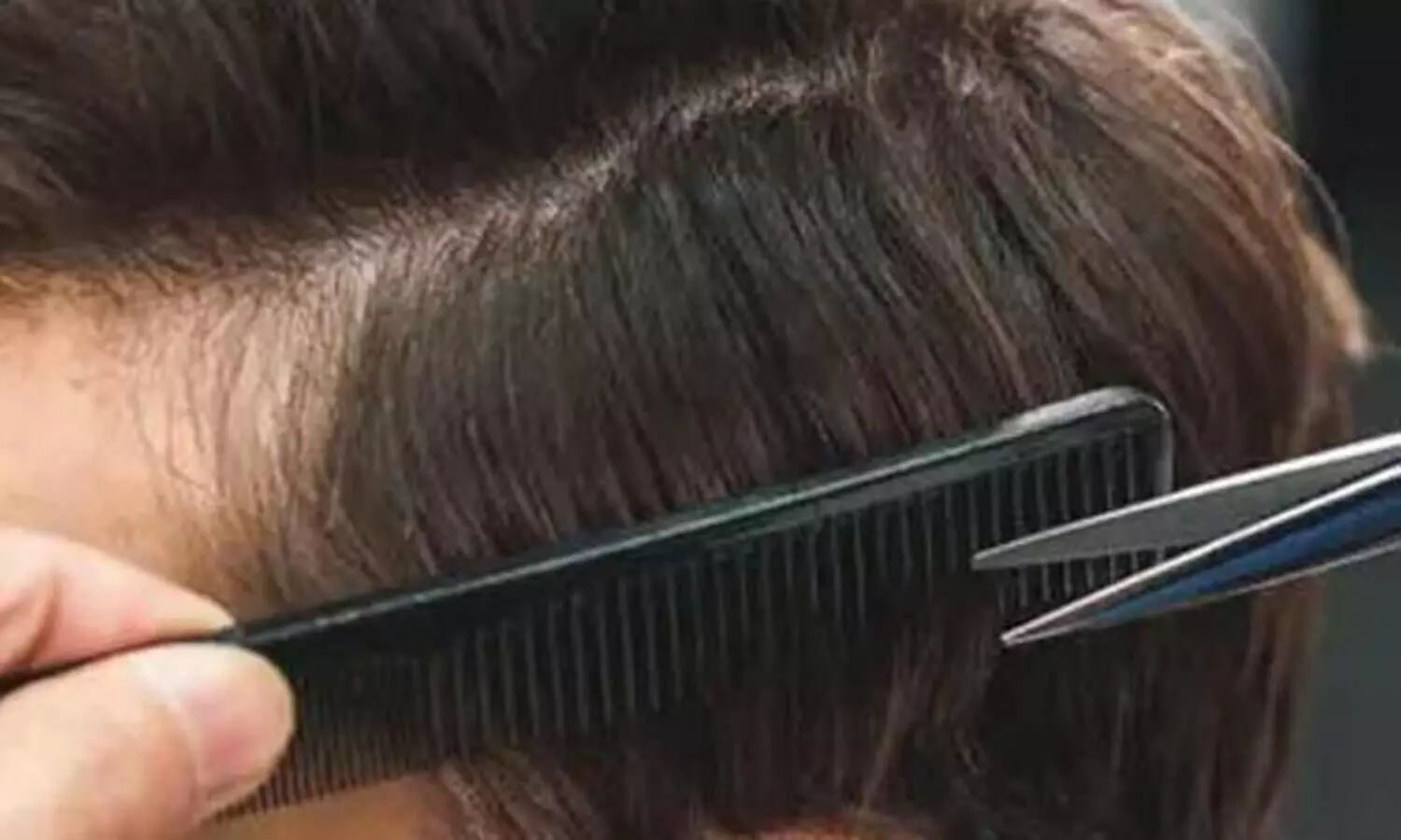 വിദ്യാർഥികളുടെ തലമുടി മുറിച്ച കായികാധ്യാപികയെ പുറത്താക്കി