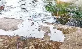 കെ.എസ്.ആർ.ടി.സി പെരുമ്പാവൂര് ഡിപ്പോയിൽ ശുചിമുറിയുടെ പൈപ്പ് പൊട്ടി മലിനജലം ഒഴുകുന്നു കെ.എസ്.ആർ.ടി.സി പെരുമ്പാവൂര് ഡിപ്പോയിൽ ശുചിമുറിയുടെ പൈപ്പ് പൊട്ടി മലിനജലം ഒഴുകുന്നു