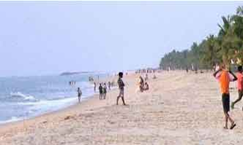 പദ്ധതികൾ പ്രഖ്യാപനത്തിൽ ഒതുങ്ങി; മാരാരിക്കുളം ബീച്ചിൽ ദുരിതം