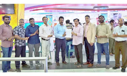 ക​ൾ​ച​റ​ൽ ഫോ​റം കാ​മ്പ​യി​ൻ: സ​ഫാ​രി മാ​ൾ ബൂ​ത്ത് ജ​ന​കീ​യ​മാ​യി