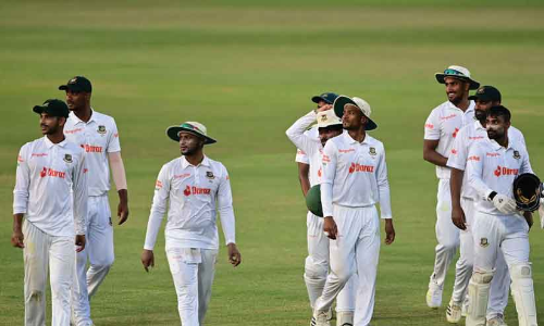 ടെസ്റ്റ് തോൽവിയിൽ ബംഗ്ലാദേശിന് സെഞ്ച്വറി