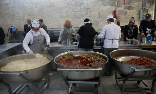 ജോലിക്ക് പോകുന്ന വീട്ടമ്മമാർക്കായി പൊതു അടുക്കള