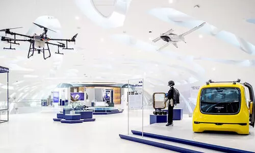 ജെറ്റ്​ പാക്ക്​ മുതൽ ഡ്രൈവറില്ല കാർ വരെ: ഫ്യൂച്ചർ മ്യുസിയത്തിൽ കാണാം ഭാവിയുടെ വാഹനങ്ങൾ