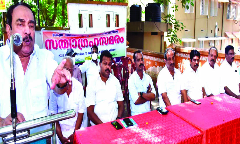 അഗ്നിപഥിലൂടെ രാജ്യത്തെ യുവതയെ കേന്ദ്രം ചതിച്ചു -വർക്കല കഹാർ