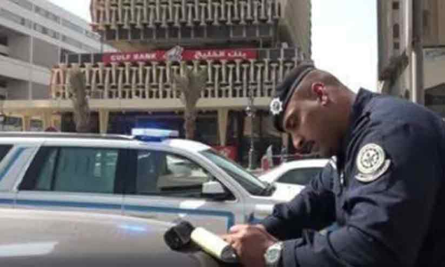 ഒ​രു ദി​വ​സം 11 ട്രാ​ഫി​ക് പി​ഴ വാ​ങ്ങി കു​വൈ​ത്ത് പൗ​ര​ൻ