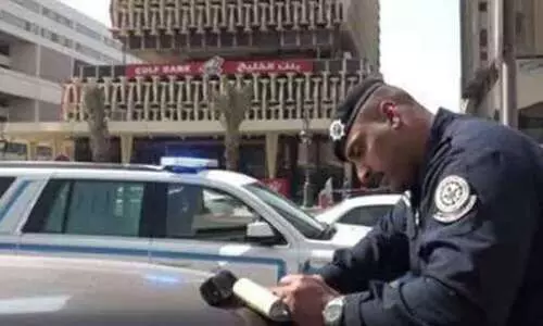 ഒ​രു ദി​വ​സം 11 ട്രാ​ഫി​ക് പി​ഴ വാ​ങ്ങി കു​വൈ​ത്ത് പൗ​ര​ൻ