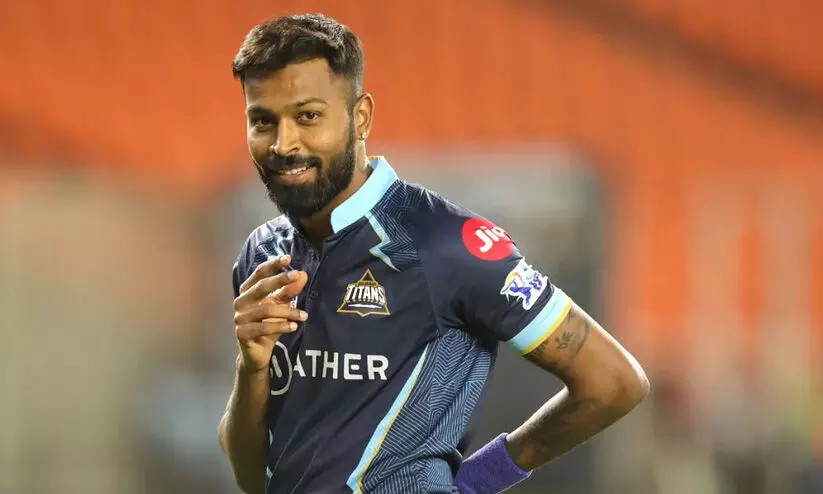 ഹാര്ദിക് ലോങ് ഓണില് നേടിയ ആ രണ്ട് റണ്സിന് എന്ത് സംഭവിച്ചു? സ്കോര് ബോര്ഡില്നിന്ന് അത് മാഞ്ഞുപോയതിന് കാരണം!! ഹാര്ദിക് ലോങ് ഓണില് നേടിയ ആ രണ്ട് റണ്സിന് എന്ത് സംഭവിച്ചു? സ്കോര് ബോര്ഡില്നിന്ന് അത് മാഞ്ഞുപോയതിന് കാരണം!!