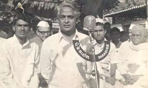 എല്ലാം മതിയായപ്പോൾ അവസാന വിസിൽ