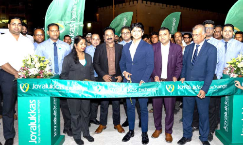 ജോയ് ആലുക്കാസ് എക്സ്ചേഞ്ച് ബ്രാഞ്ച് മംഗഫിൽ തുറന്നു