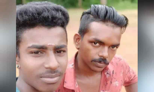 കാറും ആഡംബര ബൈക്കും കൂട്ടിയിടിച്ച് രണ്ട് യുവാക്കൾ മരിച്ചു