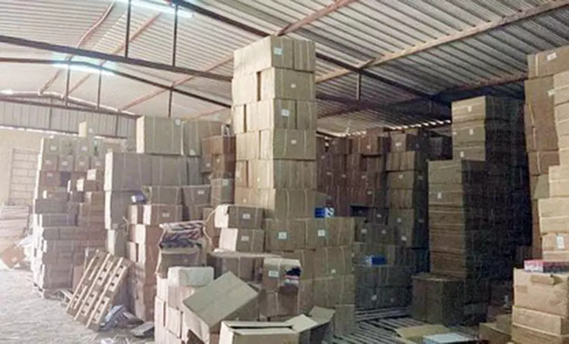 പ്രമുഖ ബ്രാൻഡിന്റെ വ്യാജ ഉൽപന്നങ്ങൾ പിടികൂടി പ്രമുഖ ബ്രാൻഡിന്റെ വ്യാജ ഉൽപന്നങ്ങൾ പിടികൂടി