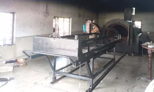 ആത്മാക്കളോടും ദയകാണിക്കാതെ കോട്ടയം നഗരസഭ