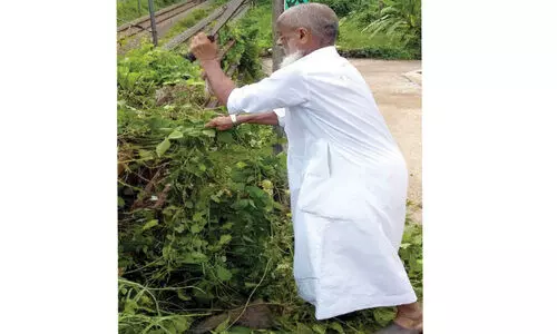 കാരാളിമുക്കിനെ വെടിപ്പാക്കാൻ അബ്ദുൽ റഹിമാന്‍റെ യജ്ഞം