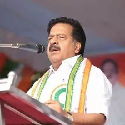 അഴിമതിയിൽ മുങ്ങിക്കുളിച്ച സർക്കാർ-രമേശ് ചെന്നിത്തല