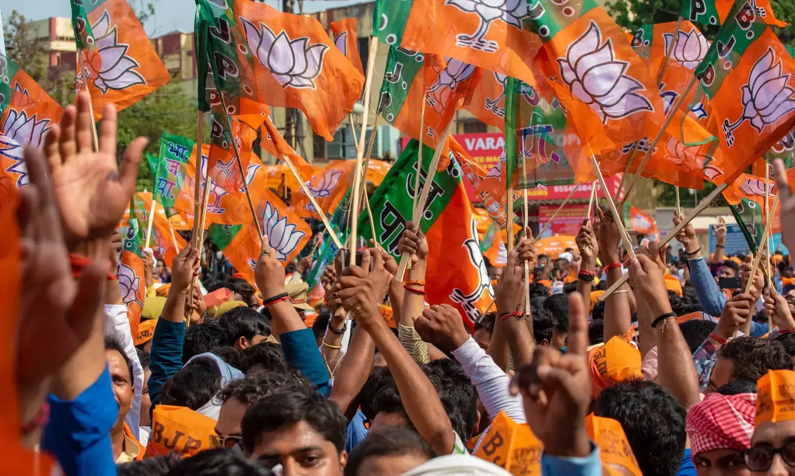 2024 ലക്ഷ്യമിട്ട്​ കൂടുതൽ വാട്ട്​സ്​ ആപ്​ ഗ്രൂപ്പുകളുമായി ബി.ജെ.പി ബൂത്തുകളിലേക്ക്​