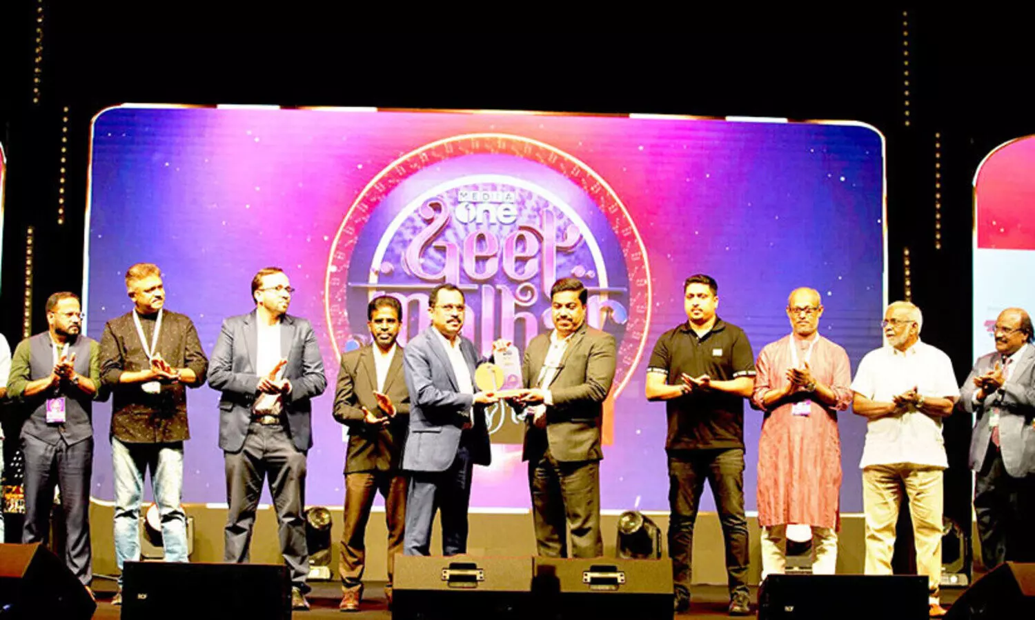 മീഡിയവണ്‍ ഗീത് മല്‍ഹാര്‍: പാടിത്തിമിർത്ത രാവ്; ആസ്വദിച്ച് സംഗീതമഴ