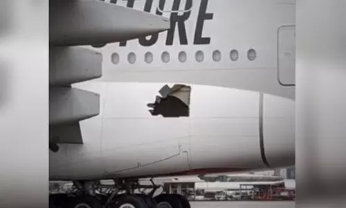 എമിറേറ്റ്​സ്​ വിമാനത്തിൽ ദ്വാരം; അപകടം ഒഴിവായി