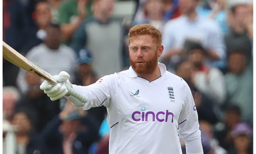 ബെ​യ​ർ​സ്റ്റോ​ക്ക് സെ​ഞ്ച്വ​റി; ഇം​ഗ്ല​ണ്ട് 284ന് ​പു​റ​ത്ത്