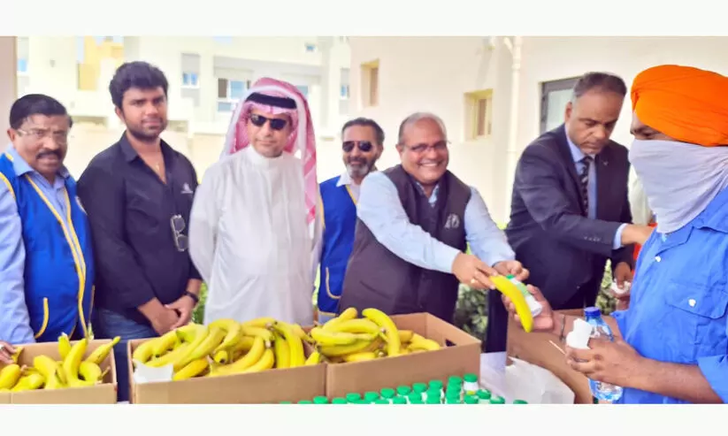 തൊഴിലാളികൾക്ക് ആശ്വാസമായി ഐ.സി.ആർ.എഫ് തൊഴിലാളികൾക്ക് ആശ്വാസമായി ഐ.സി.ആർ.എഫ്