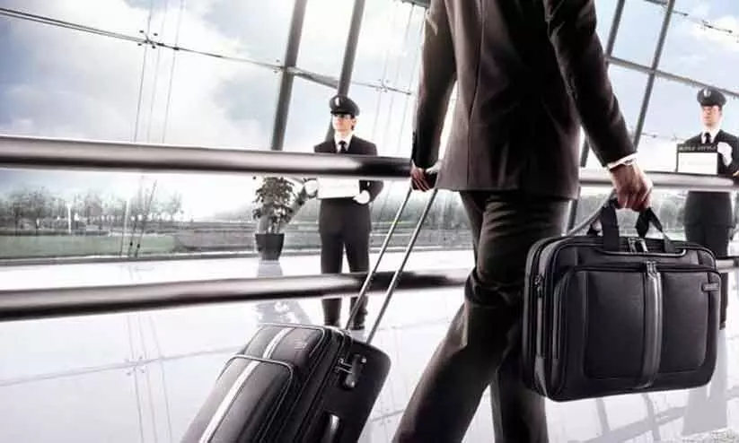 അബൂദബി വിമാനത്താവളത്തില് യാത്രക്ക് തിരക്കേറും അബൂദബി വിമാനത്താവളത്തില് യാത്രക്ക് തിരക്കേറും