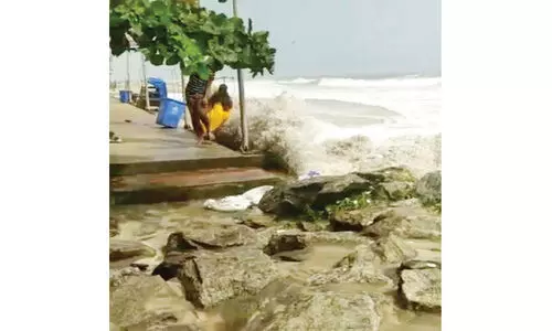 കനത്തമഴ; കരുനാഗപ്പള്ളിയില്‍ വ്യാപകനഷ്ടം, ആലപ്പാട് കടല്‍ക്ഷോഭം രൂക്ഷം