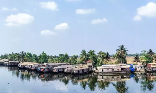 houseboats houseboats