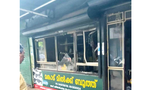 ബേക്കറിയില്‍ തീപിടിത്തം: അഞ്ചുലക്ഷംരൂപയുടെ നഷ്ടം