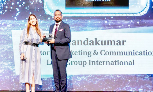 വി. നന്ദകുമാറിന്​ റീട്ടെയിൽ മാർക്കോം ഐക്കൺ പുരസ്കാരം