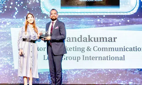 വി. നന്ദകുമാറിന്​ റീട്ടെയിൽ മാർക്കോം ഐക്കൺ പുരസ്കാരം