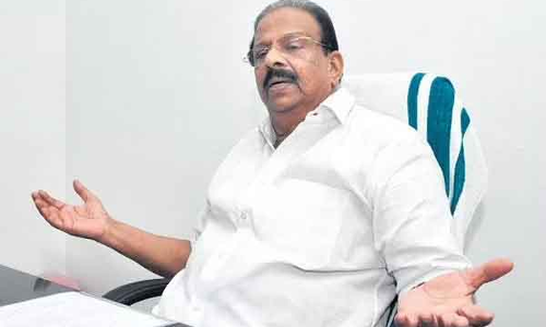 ഗാന്ധിചിത്രം തകര്‍ത്ത പോലീസ് റിപ്പോര്‍ട്ടില്‍ ഗൂഢാലോചന- കെ.സുധാകരന്‍ എം.പി