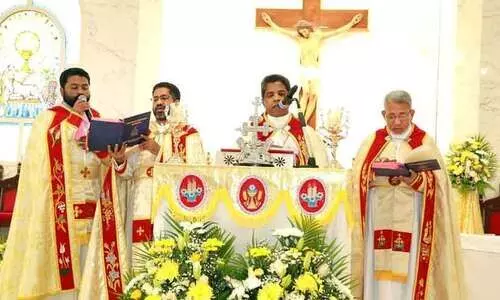 ഷാർജ സെന്‍റ് മൈക്കിൾസ് ദേവാലയത്തിൽ ദുക്റാന തിരുനാൾ