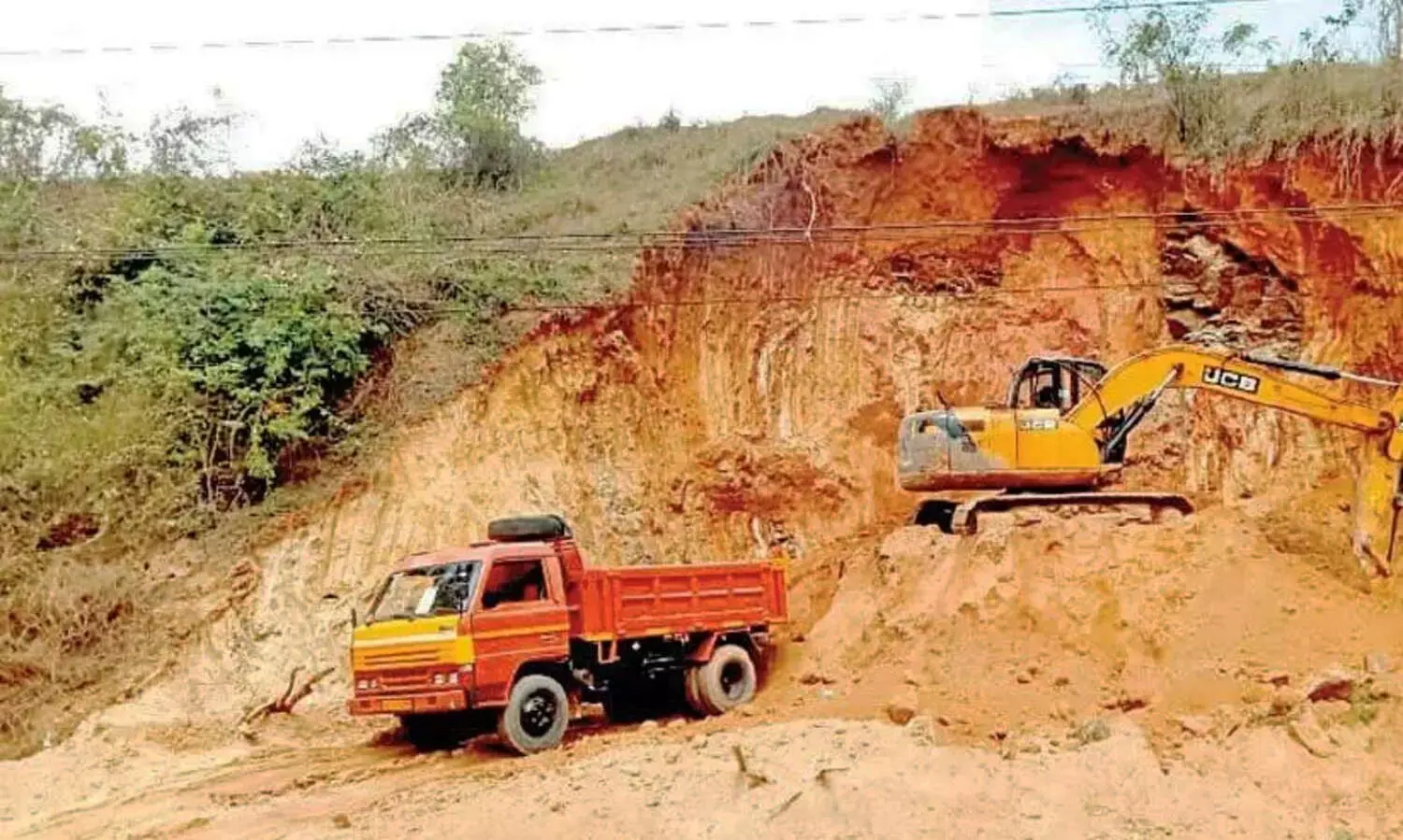 കാലവര്‍ഷം: വയനാട്ടിൽ ക്വാറികള്‍ക്കും മണ്ണെടുക്കുന്നതിനും നിരോധനം