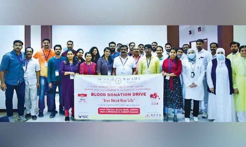 സാരഥി കുവൈത്ത് രക്തദാന ക്യാമ്പ് സംഘടിപ്പിച്ചു