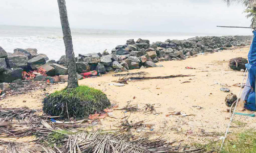 കടൽക്ഷോഭം; തീരദേശവാസികൾ ആശങ്കയിൽ