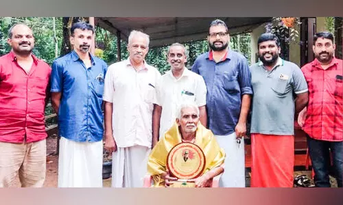 അപ്പു ആശാന്‍റേത് വേലകളിക്കായി സമർപ്പിച്ച ജീവിതം