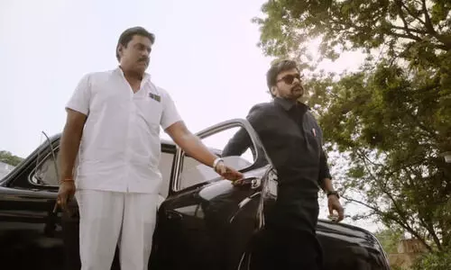 ഇതല്ല ഞങ്ങളുടെ സ്റ്റീഫ​ൻ നെടുമ്പള്ളിയെന്ന് പ്രേക്ഷകർ; തെലുങ്കിലെ ചിരഞ്ജീവിയുടെ ലൂസിഫറിന് ട്രോൾ മഴ -ടീസർ പുറത്ത്