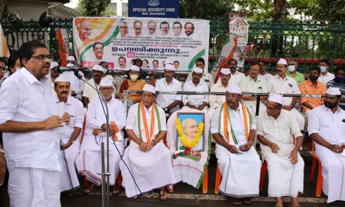 ജുഡീഷ്യൽ അന്വേഷണത്തിലൂടെ പിണറായി വിശുദ്ധി തെളിയിക്കണം- വി.എം.സുധീരൻ