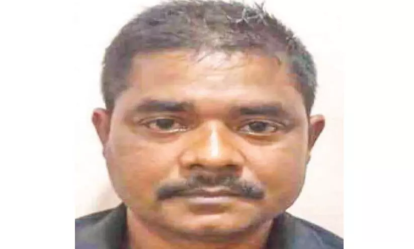 13 കിലോ കഞ്ചാവുമായി അന്തർ സംസ്ഥാന തൊഴിലാളി പിടിയിൽ 13 കിലോ കഞ്ചാവുമായി അന്തർ സംസ്ഥാന തൊഴിലാളി പിടിയിൽ