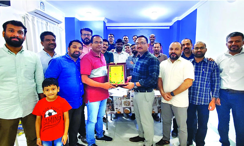 യൂ​സു​ഫ് സ​ക​രി​യ​ക്ക് കെ.​ഐ.​ജി യാ​ത്ര​യ​യ​പ്പ്