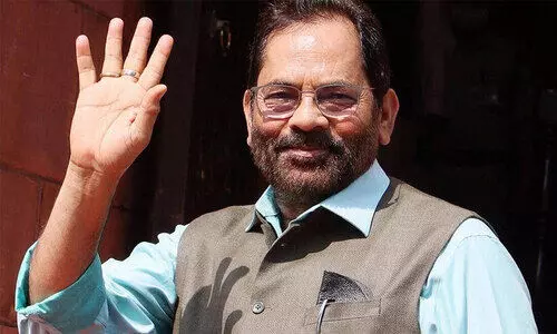 കേന്ദ്ര ന്യൂനപക്ഷ മന്ത്രി മുഖ്താർ അബ്ബാസ് നഖ്‌വി രാജിവെച്ചു