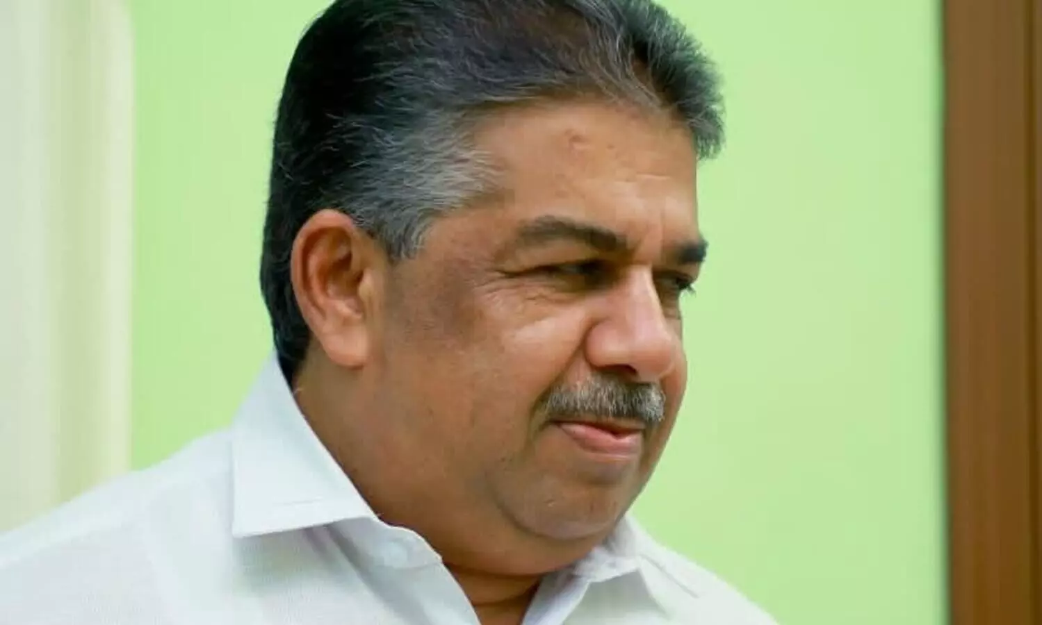 ഭരണഘടന വിരുദ്ധ പ്രസംഗം: സജി ചെറിയാൻ എം.എൽ.എ സ്ഥാനം ഒഴിയേണ്ട; ഹരജി തള്ളി ഹൈകോടതി